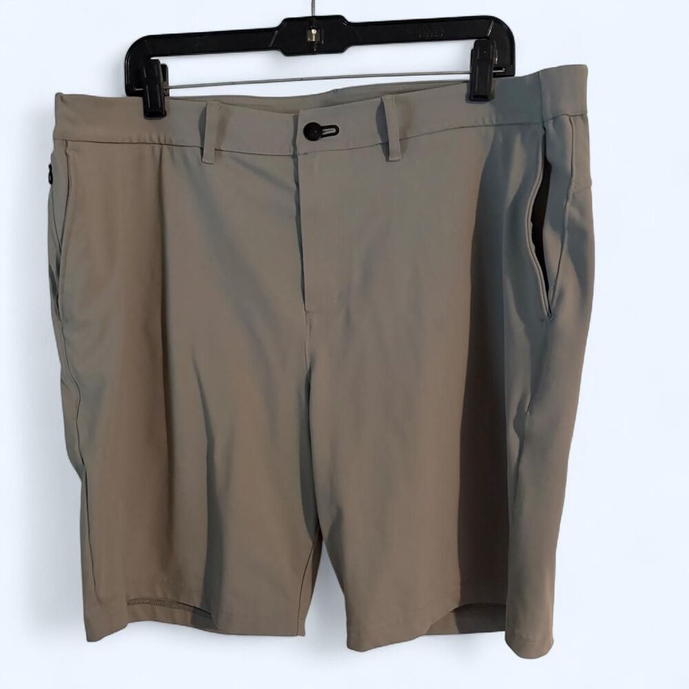Unbranded Men's Grey and Khaki Shorts